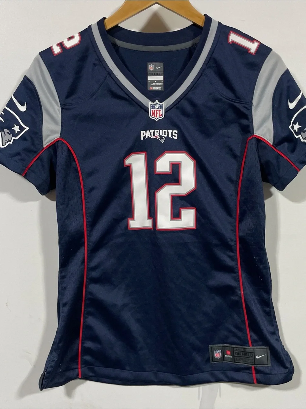 Nike Kids Navy Patriots tom Brady 12 Blue NFL On Field Jersey Tag Detail